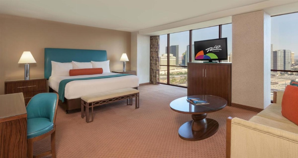 One-Bedroom Premier Suite with Two Queen Beds and Strip View - High Floor